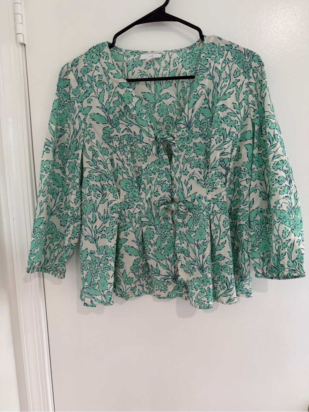 J.Jill  Botanical Pleated Tie‑Front Blouse Lightweight Flowy Top Women’s Small